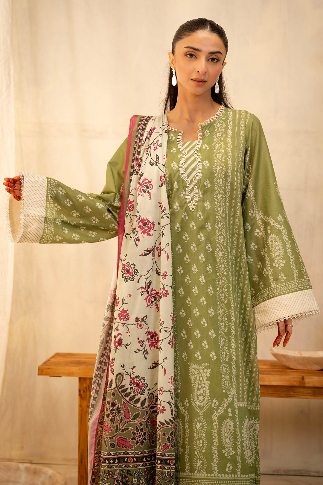Zellbury | Unstitched 3 Piece Lawn | Shirt Shalwar Dupatta - 0134 - Designer Dress with Intricate embroidery and embellishments. Shop elegent wedding dress at Maria Faisal.