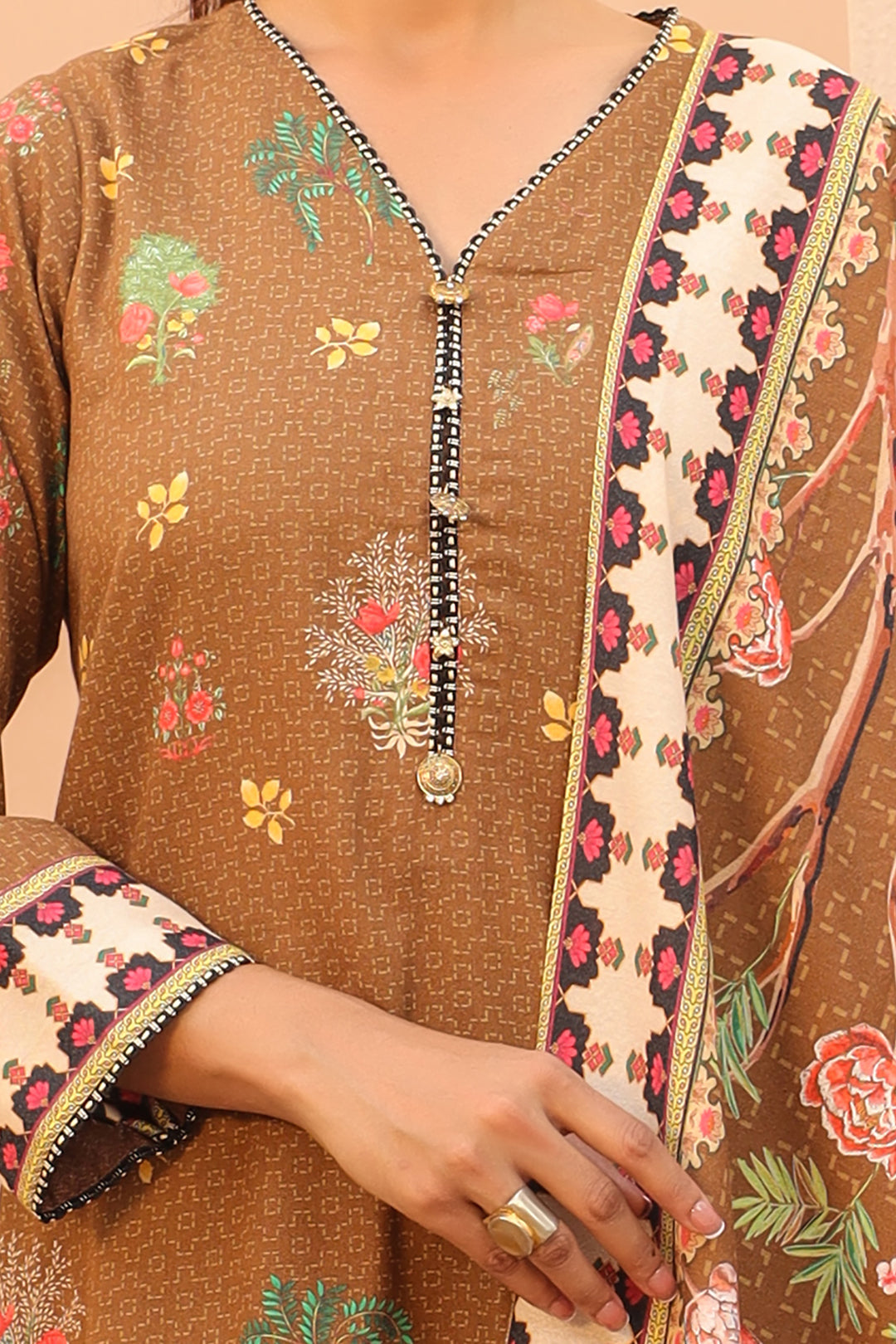 Zellbury | Unstitched 3 Piece Khaddar | Shirt Shalwar Dupatta - 0829 - Designer Dress with Intricate embroidery and embellishments. Shop elegent wedding dress at Maria Faisal.