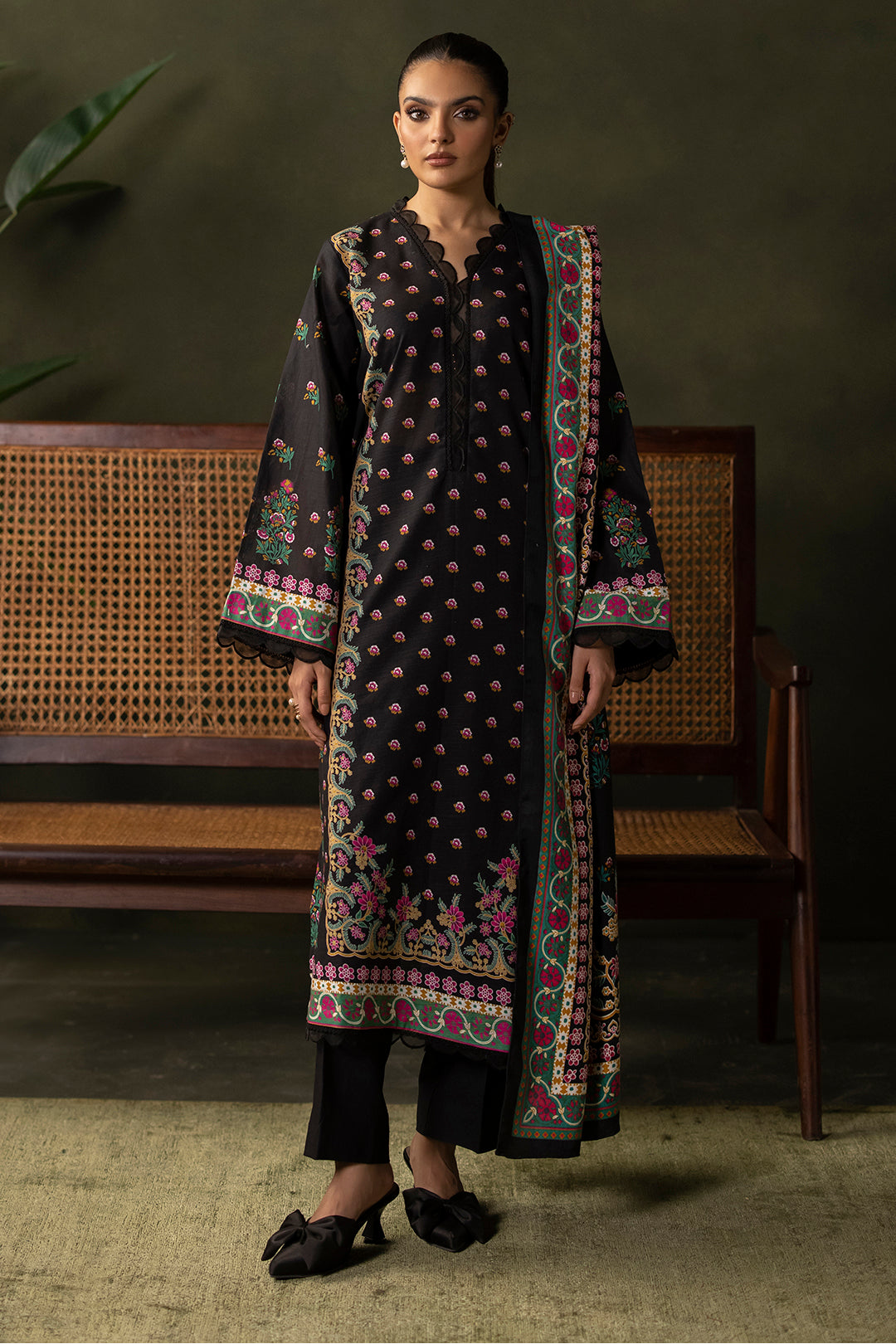 Zellbury | Unstitched 3 Piece Khaddar | Shirt Shalwar Shawl - 0286 - Designer Dress with Intricate embroidery and embellishments. Shop elegent wedding dress at Maria Faisal.
