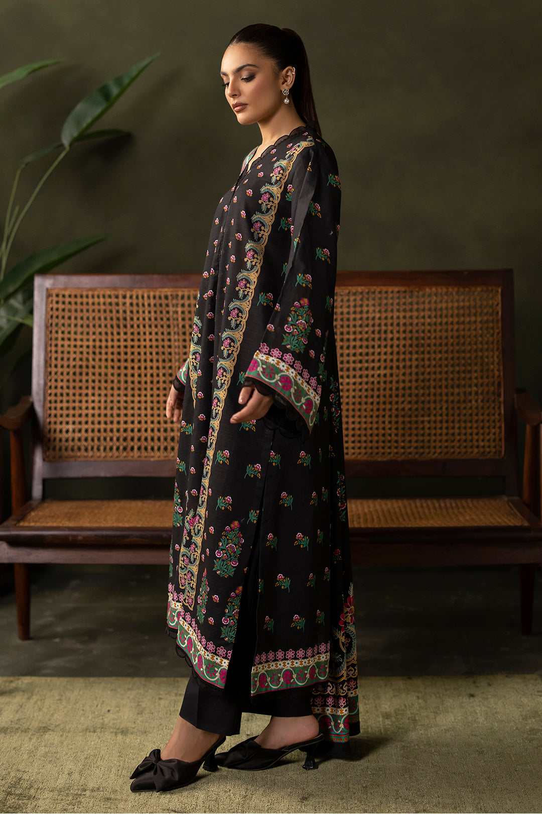 Zellbury | Unstitched 3 Piece Khaddar | Shirt Shalwar Shawl - 0286 - Designer Dress with Intricate embroidery and embellishments. Shop elegent wedding dress at Maria Faisal.