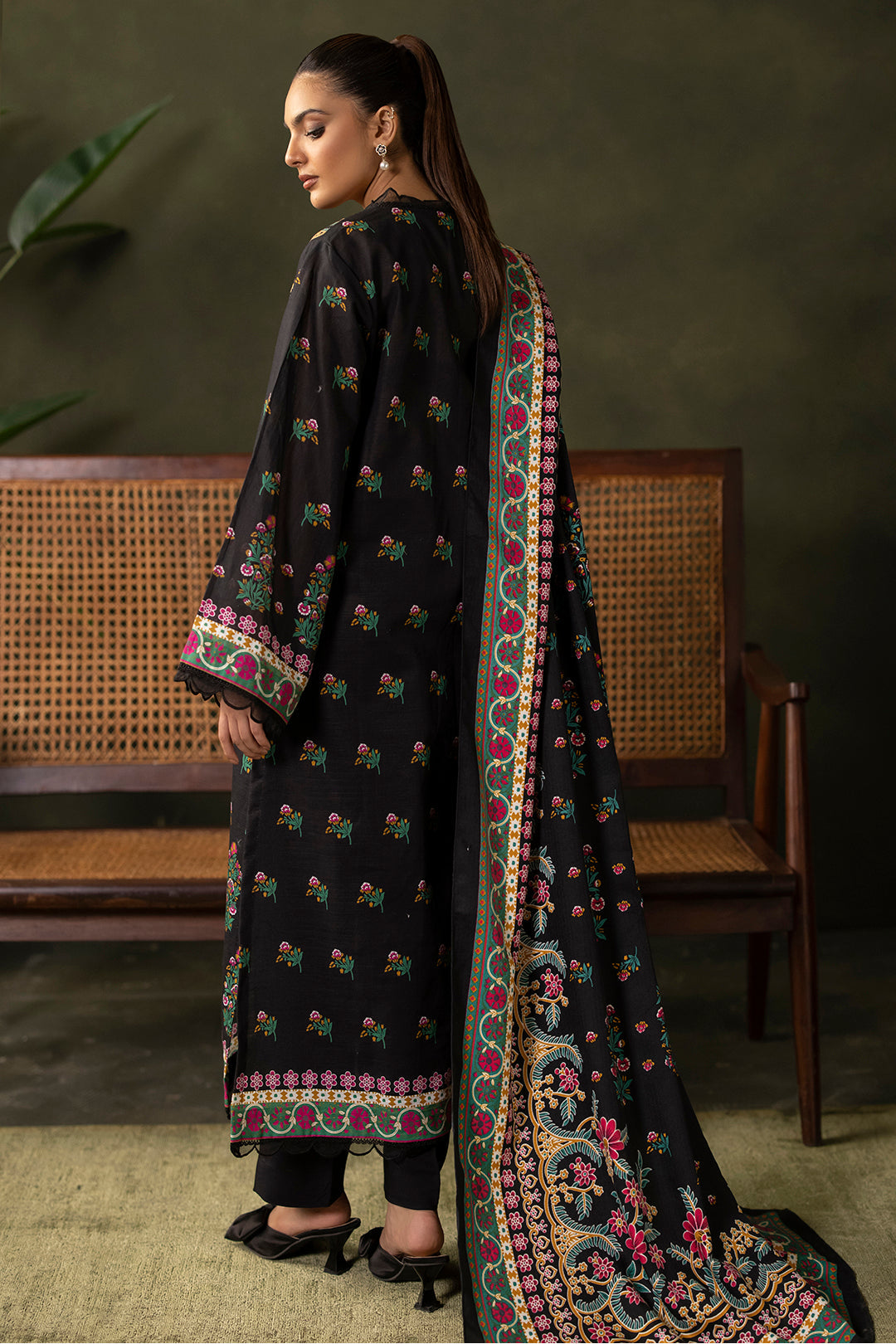 Zellbury | Unstitched 3 Piece Khaddar | Shirt Shalwar Shawl - 0286 - Designer Dress with Intricate embroidery and embellishments. Shop elegent wedding dress at Maria Faisal.