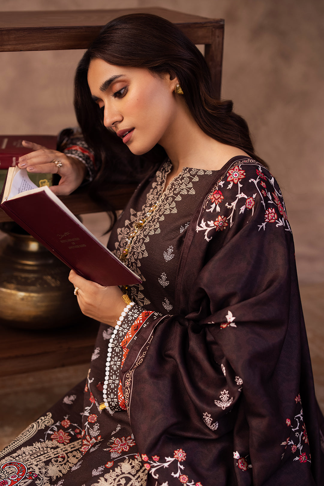 Zellbury | Unstitched 3 Piece Khaddar | Shirt Shalwar Dupatta - 0288 - Designer Dress with Intricate embroidery and embellishments. Shop elegent wedding dress at Maria Faisal.
