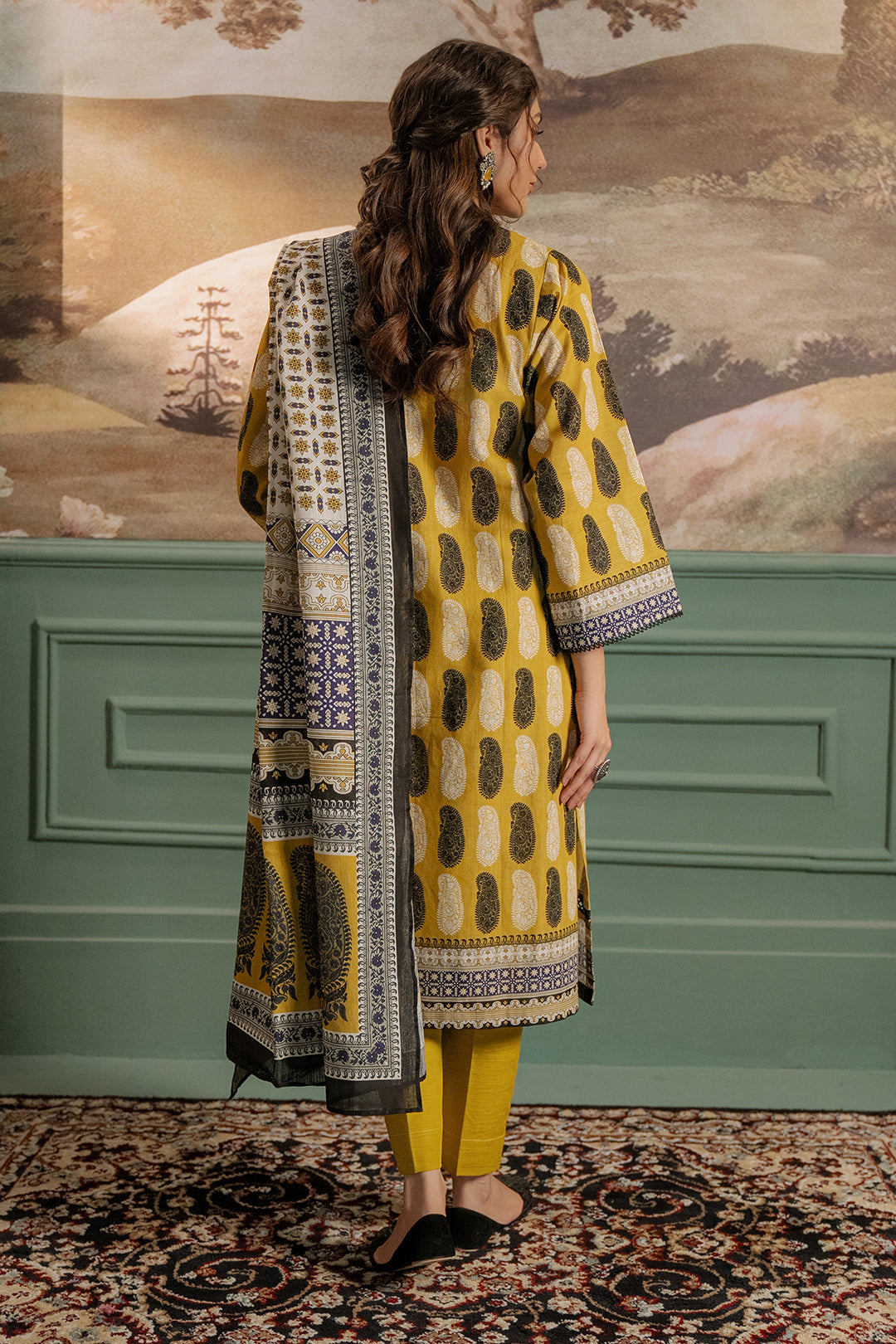 Zellbury | Unstitched 3 Piece Khaddar | Shirt Shalwar Dupatta - 0371 - Designer Dress with Intricate embroidery and embellishments. Shop elegent wedding dress at Maria Faisal.