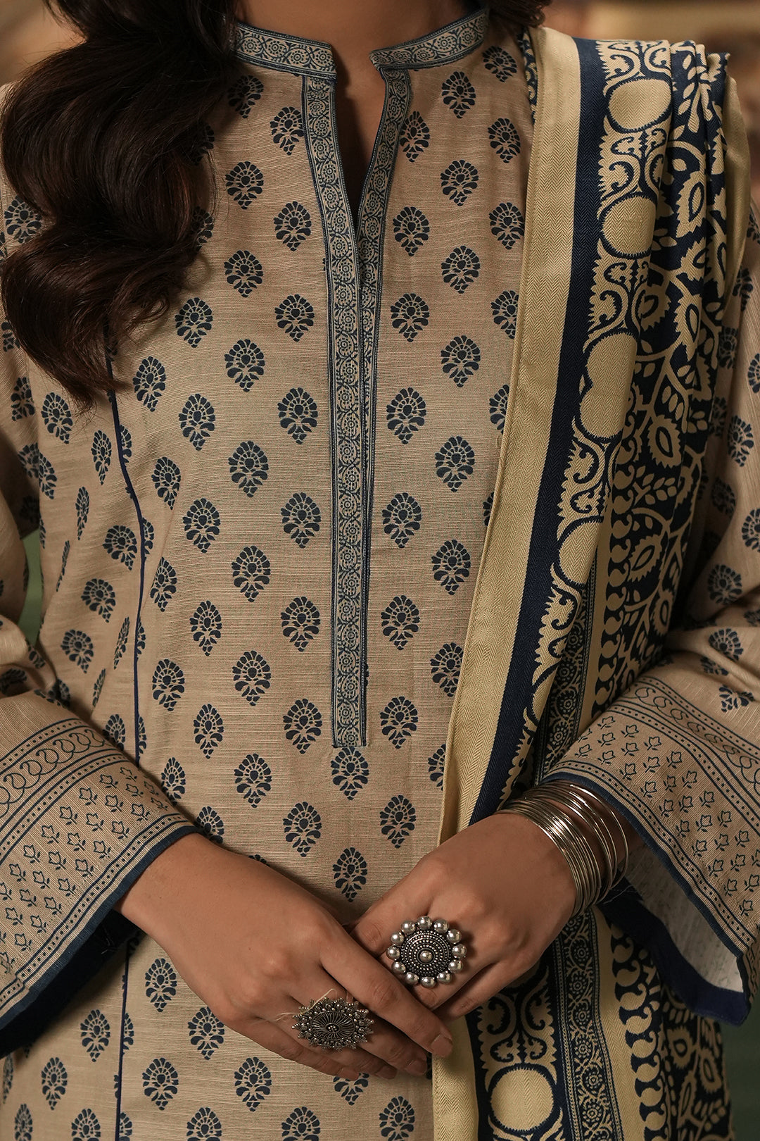 Zellbury | Unstitched 3 Piece Khaddar | Shirt Shalwar Shawl - 0392 - Designer Dress with Intricate embroidery and embellishments. Shop elegent wedding dress at Maria Faisal.