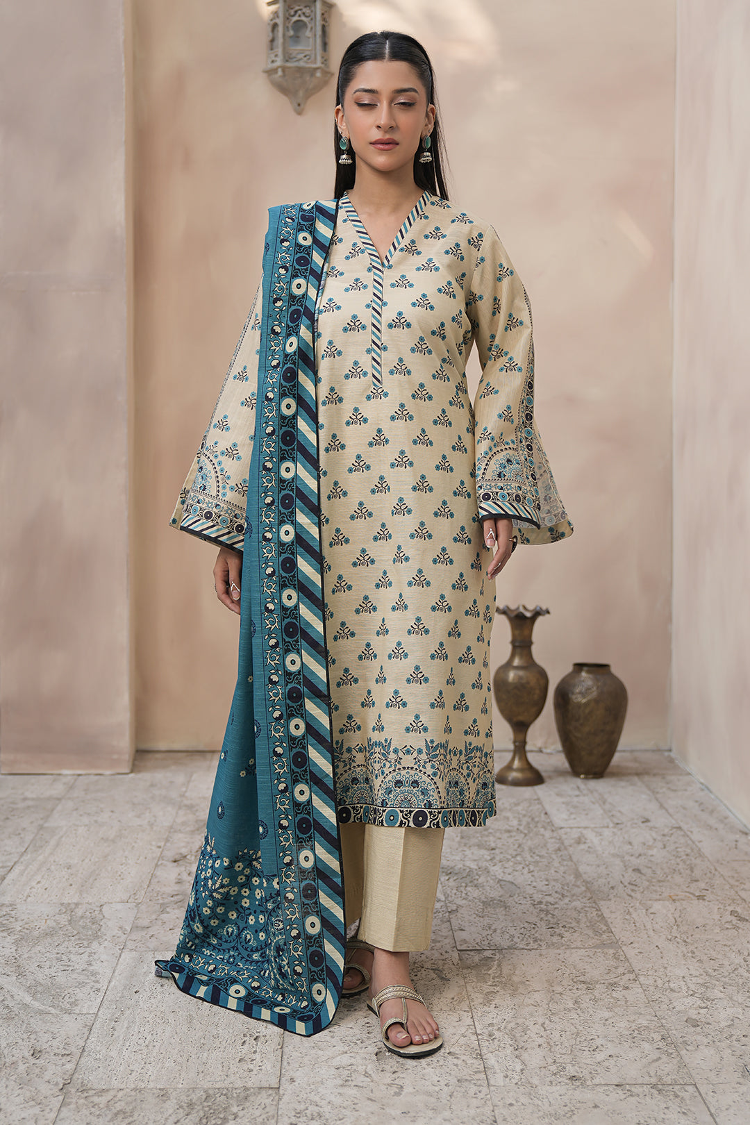 Zellbury | Unstitched 3 Piece Khaddar | Shirt Shalwar Dupatta - 0445 - Designer Dress with Intricate embroidery and embellishments. Shop elegent wedding dress at Maria Faisal.