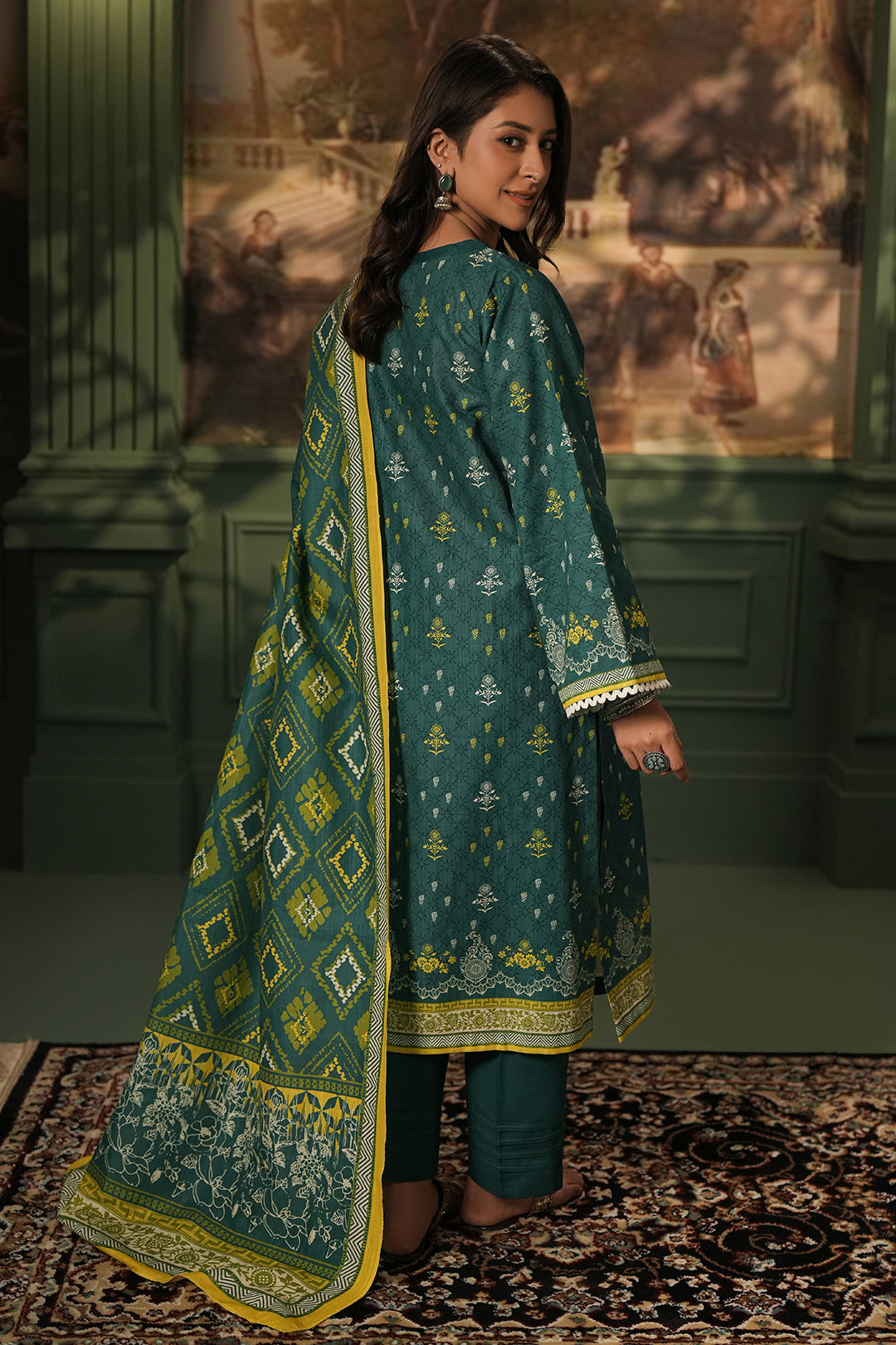 Zellbury | Unstitched 3 Piece Khaddar | Shirt Shalwar Dupatta - 0448 - Designer Dress with Intricate embroidery and embellishments. Shop elegent wedding dress at Maria Faisal.