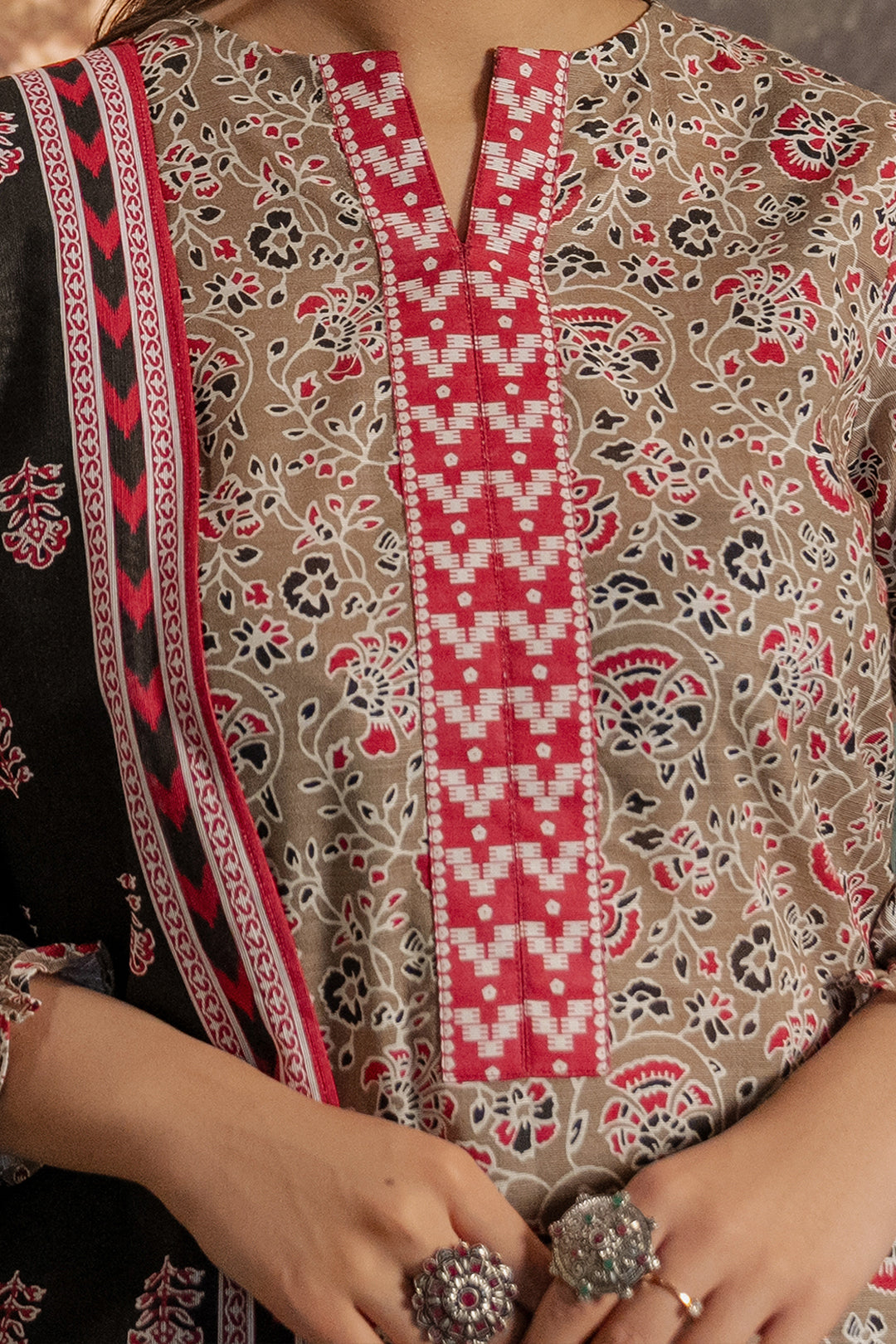 Zellbury | Unstitched 3 Piece Khaddar | Shirt Shalwar Dupatta - 0456 - Designer Dress with Intricate embroidery and embellishments. Shop elegent wedding dress at Maria Faisal.