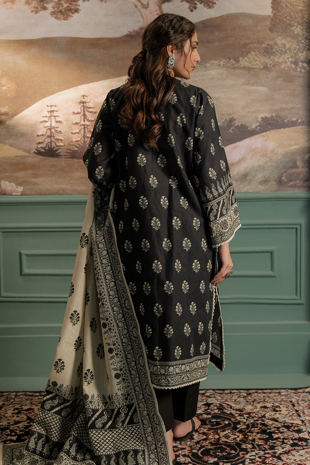Zellbury | Unstitched 3 Piece Khaddar | Shirt Shalwar Dupatta - 0461 - Designer Dress with Intricate embroidery and embellishments. Shop elegent wedding dress at Maria Faisal.