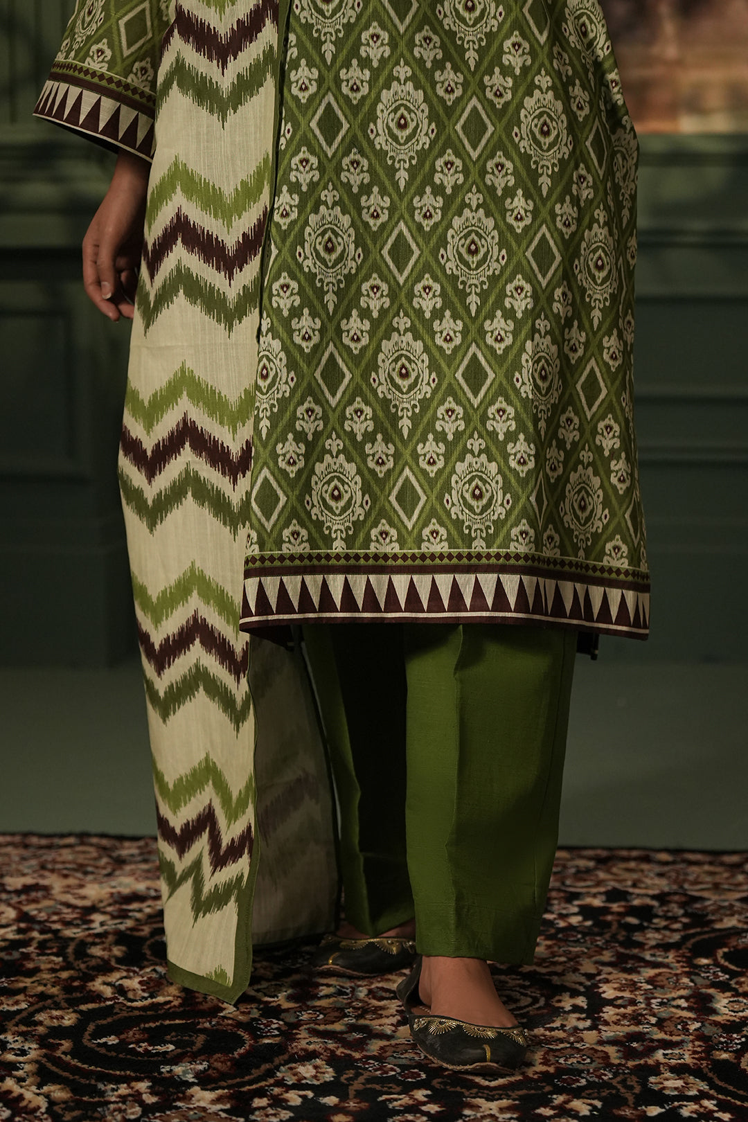 Zellbury | Unstitched 3 Piece Khaddar | Shirt Shalwar Dupatta - 0463 - Designer Dress with Intricate embroidery and embellishments. Shop elegent wedding dress at Maria Faisal.