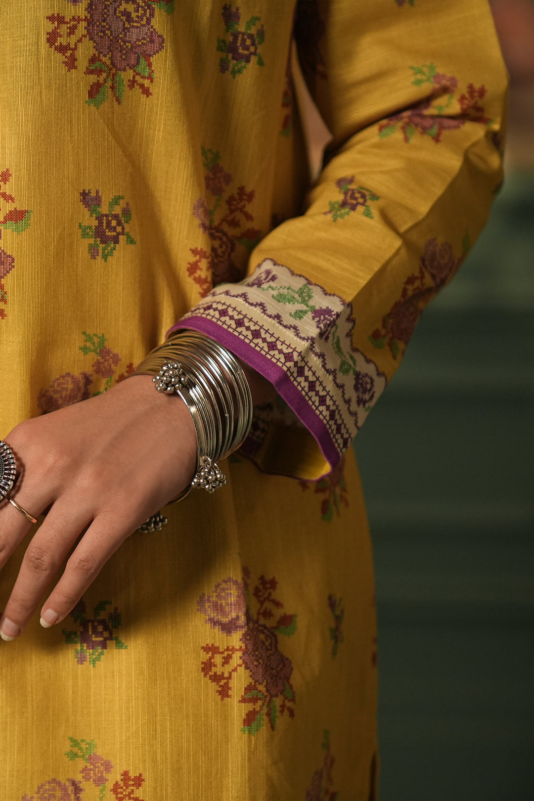 Zellbury | Unstitched 3 Piece Khaddar | Shirt Shalwar Dupatta - 0464 - Designer Dress with Intricate embroidery and embellishments. Shop elegent wedding dress at Maria Faisal.