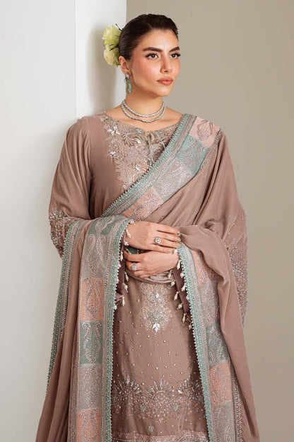 Nureh | Maya Velvet | NW-112 - Formal Dress - available at Maria Faisal in UK and USA.