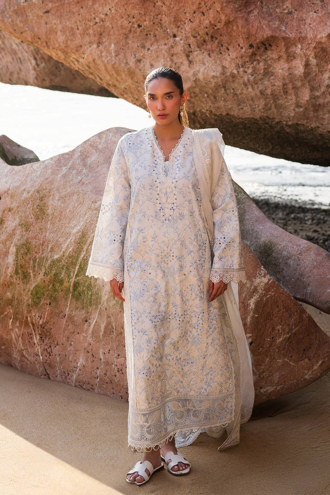 Afrozeh | Endless Summer | Nerida by Maria Faisal - Registered Vendor of : Afrozeh - type : Ladies Clothes - 100% original wedding dresses