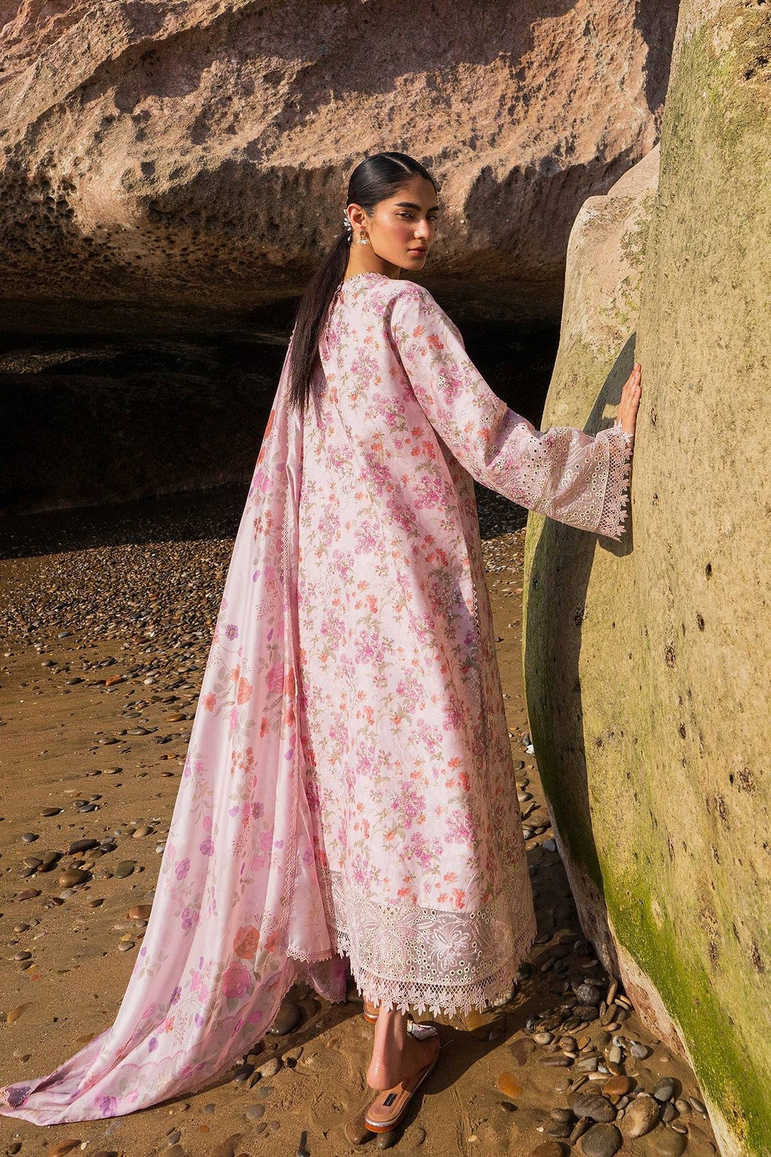 Afrozeh | Endless Summer | Zar by Maria Faisal - Registered Vendor of : Afrozeh - type : Ladies Clothes - 100% original wedding dresses