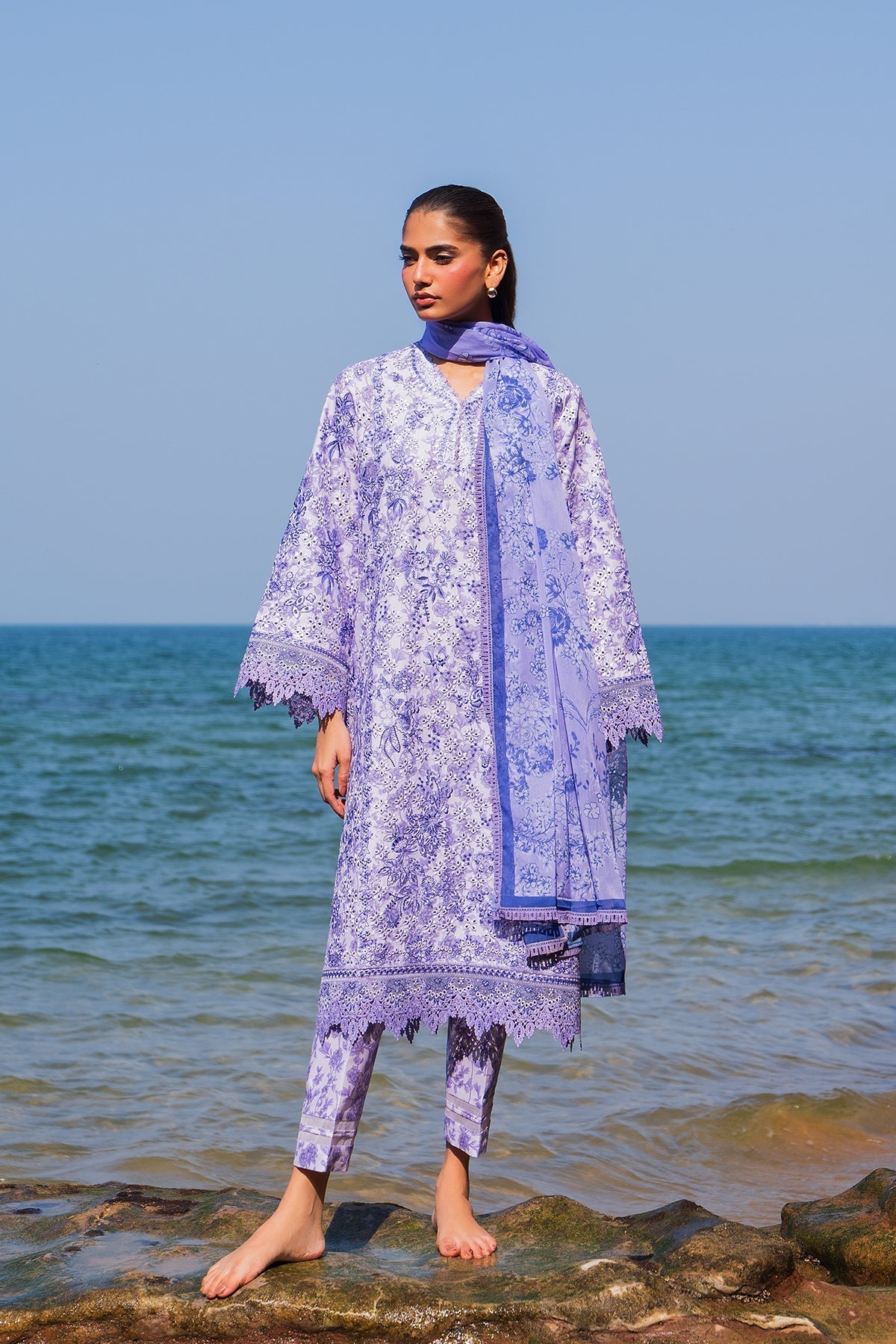 Afrozeh | Endless Summer | Verve by Maria Faisal - Registered Vendor of : Afrozeh - type : Ladies Clothes - 100% original wedding dresses