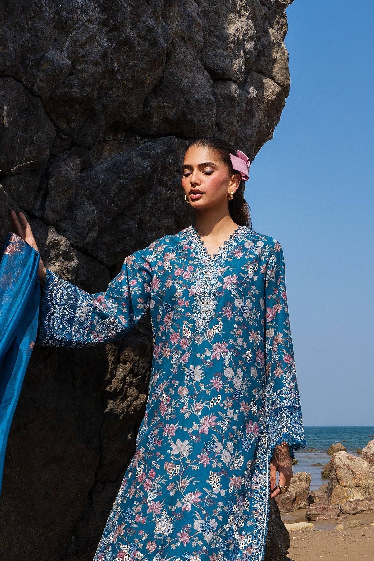 Afrozeh | Endless Summer | Noa by Maria Faisal - Registered Vendor of : Afrozeh - type : Ladies Clothes - 100% original wedding dresses