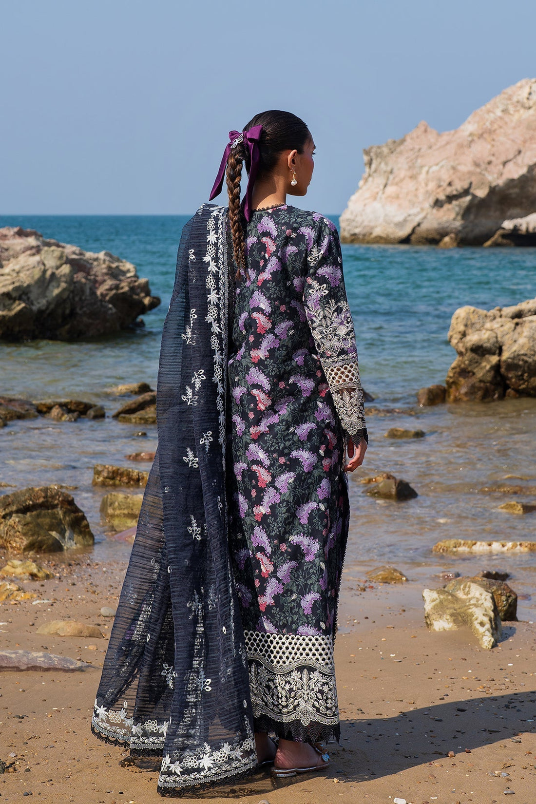 Afrozeh | Endless Summer | Velour by Maria Faisal - Registered Vendor of : Afrozeh - type : Ladies Clothes - 100% original wedding dresses