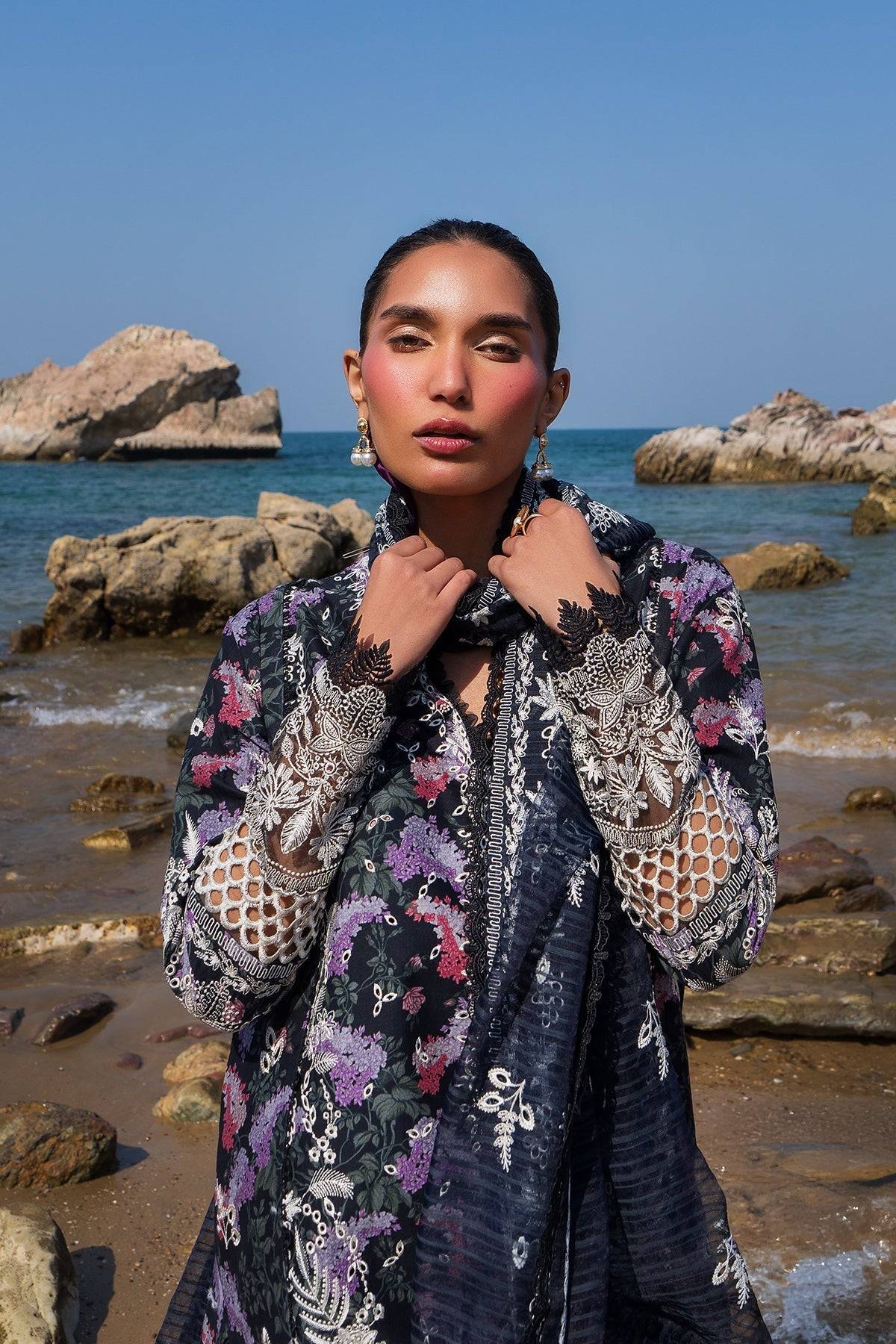 Afrozeh | Endless Summer | Velour by Maria Faisal - Registered Vendor of : Afrozeh - type : Ladies Clothes - 100% original wedding dresses