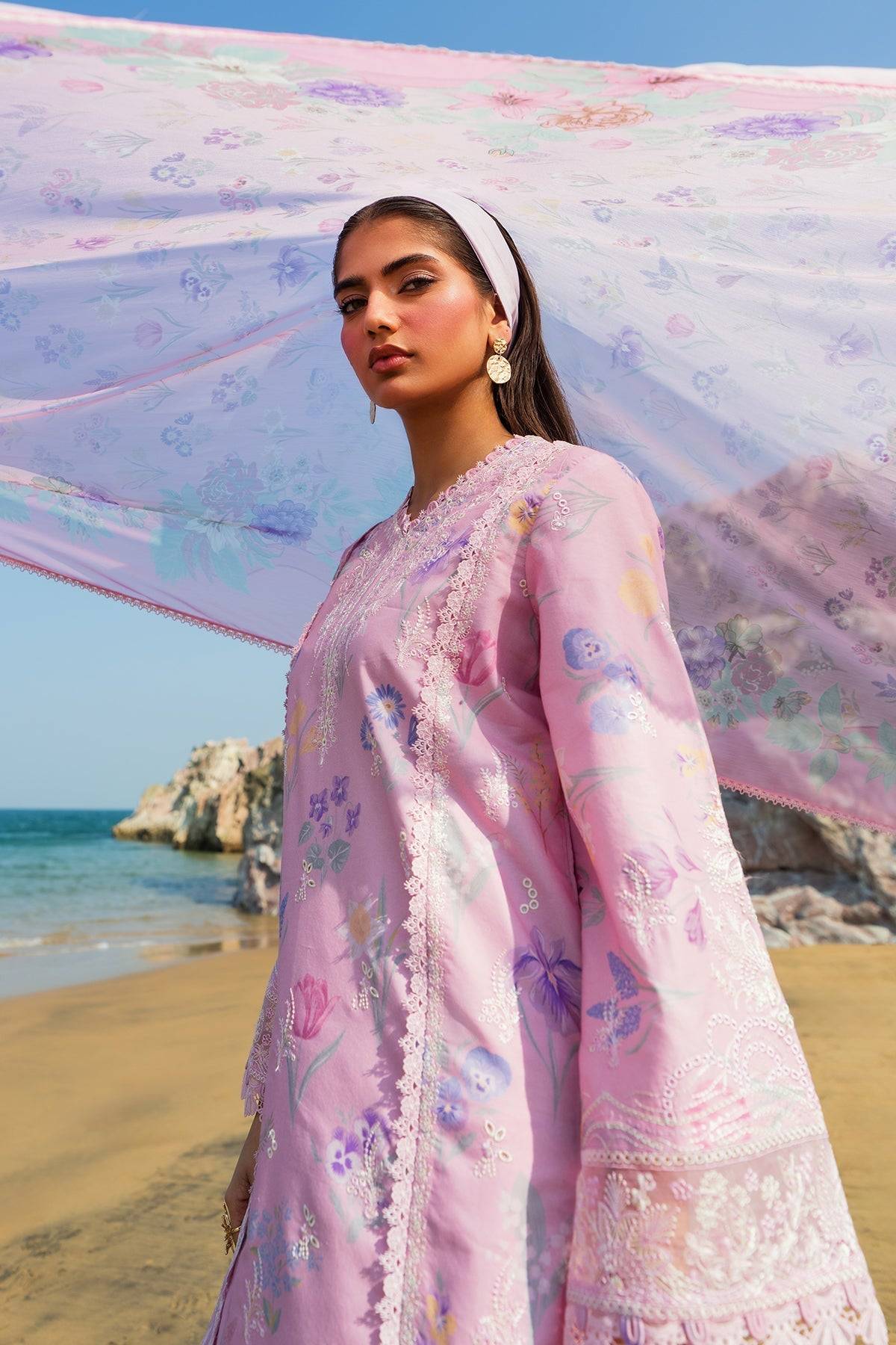 Afrozeh | Endless Summer | Gilded by Maria Faisal - Registered Vendor of : Afrozeh - type : Ladies Clothes - 100% original wedding dresses