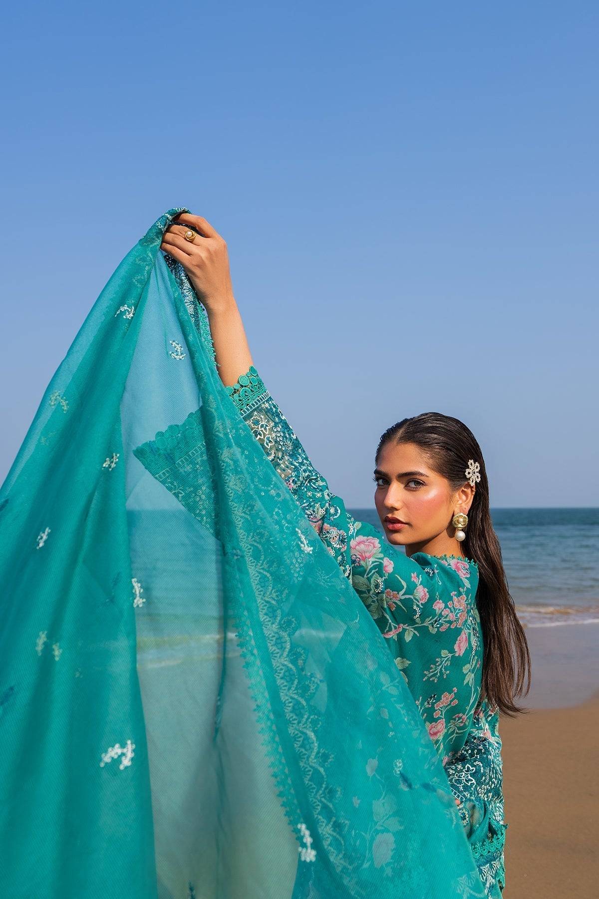 Afrozeh | Endless Summer | Plush by Maria Faisal - Registered Vendor of : Afrozeh - type : Ladies Clothes - 100% original wedding dresses