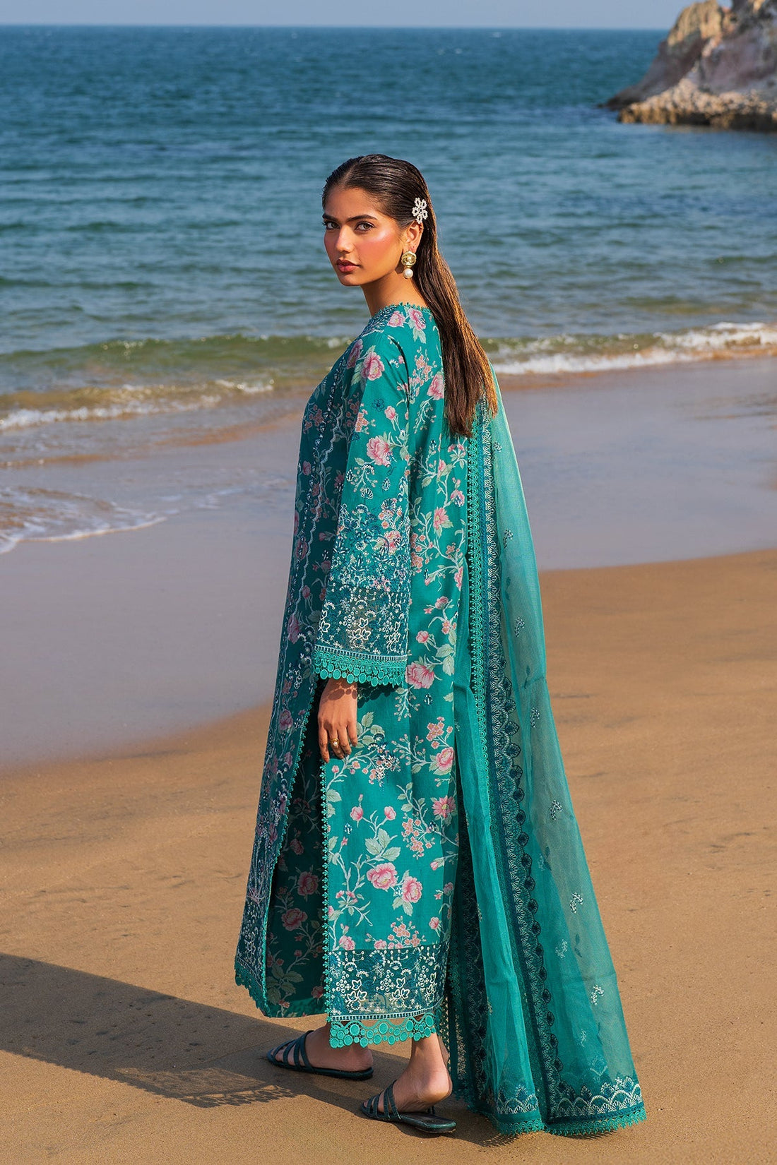 Afrozeh | Endless Summer | Plush by Maria Faisal - Registered Vendor of : Afrozeh - type : Ladies Clothes - 100% original wedding dresses