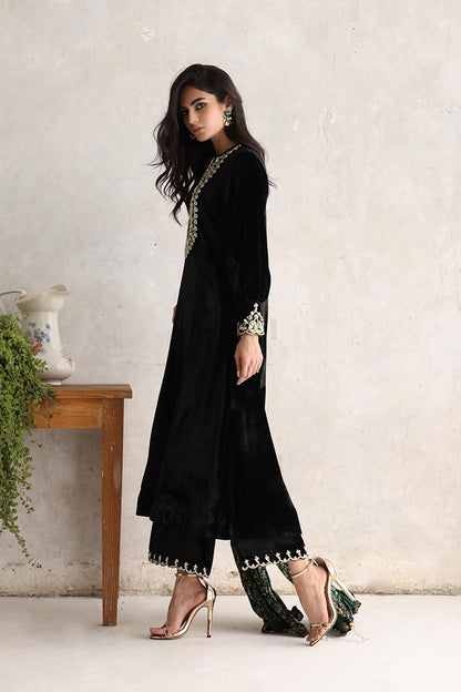 Sana Abbas | Velvet Formals | ZAAI - Ladies Clothes - Maria Faisal