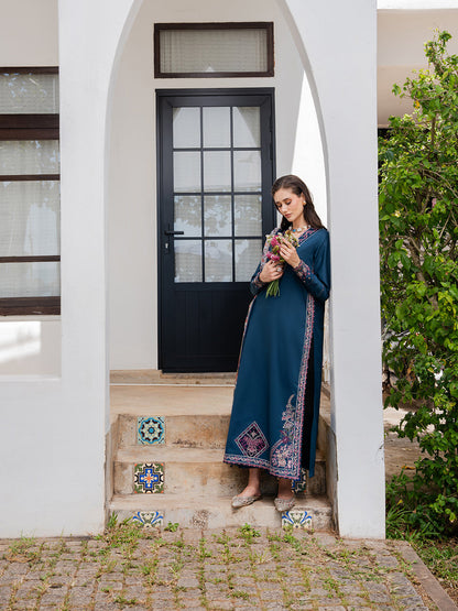 Izel | Dareen Luxury Lawn 26 | Zeenat - Luxury Dress - available at Maria Faisal in UK and USA.