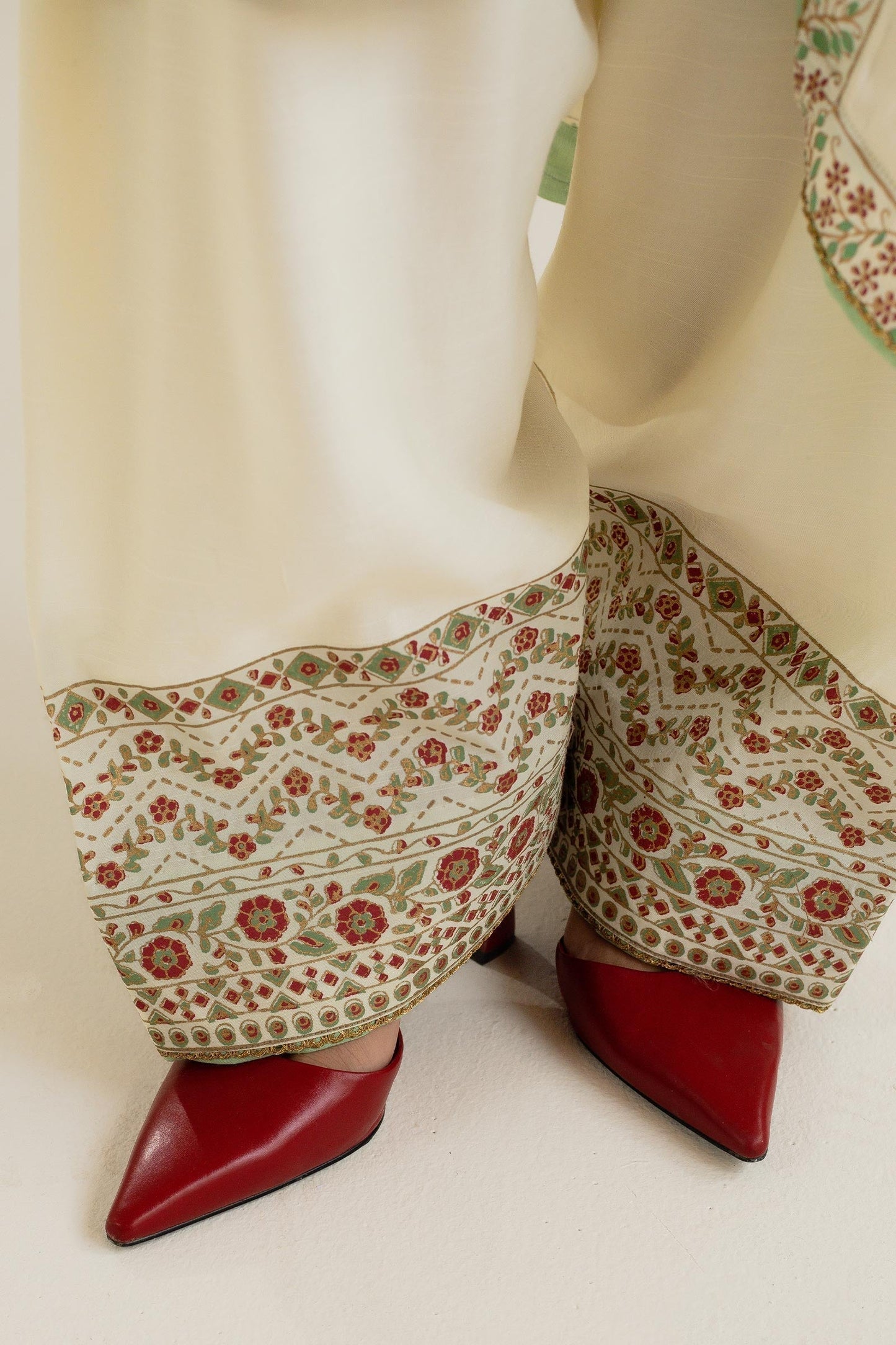 Zara Shahjahan | Handcrafted Suits | ZHC-041 - Ladies Clothes - Maria Faisal