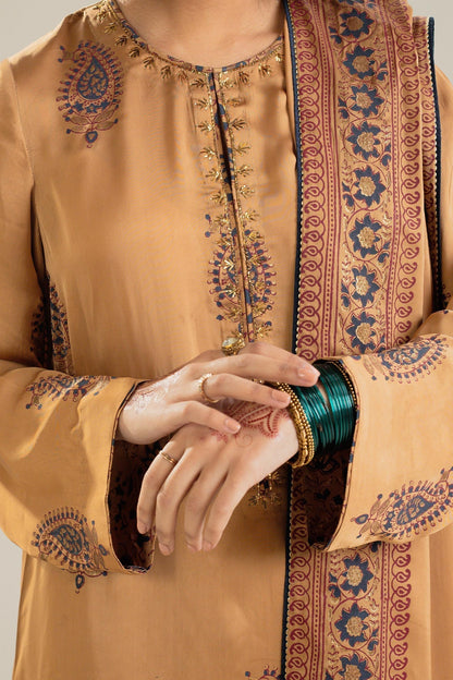 Zara Shahjahan | Handcrafted Suits | ZHC-043 - Ladies Clothes - Maria Faisal