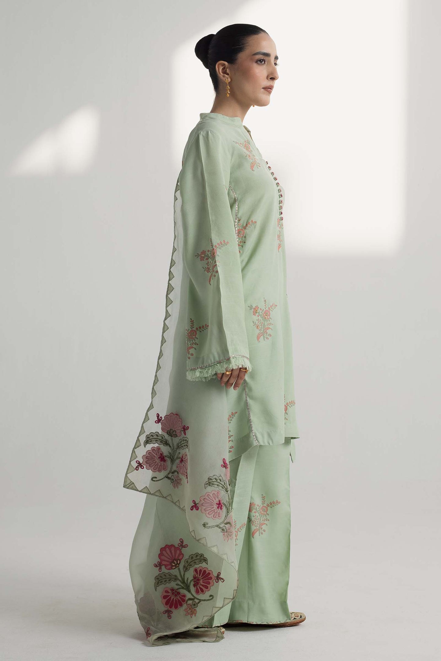 Zara Shahjahan | Handcrafted Suits | ZHC-047 - Ladies Clothes - Maria Faisal