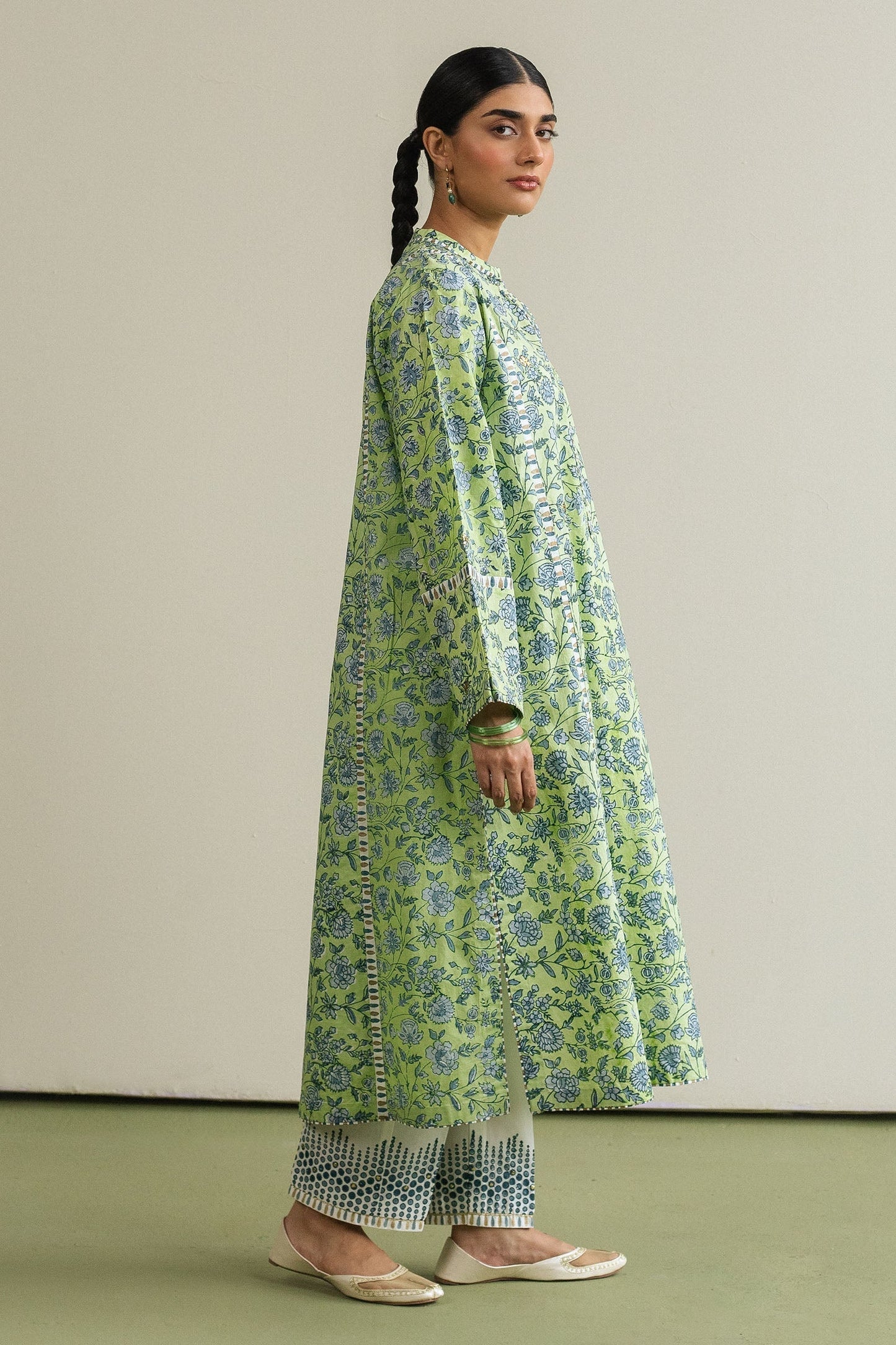 Zara Shahjahan | Handcrafted Suits | ZHC-052 - Ladies Clothes - Maria Faisal