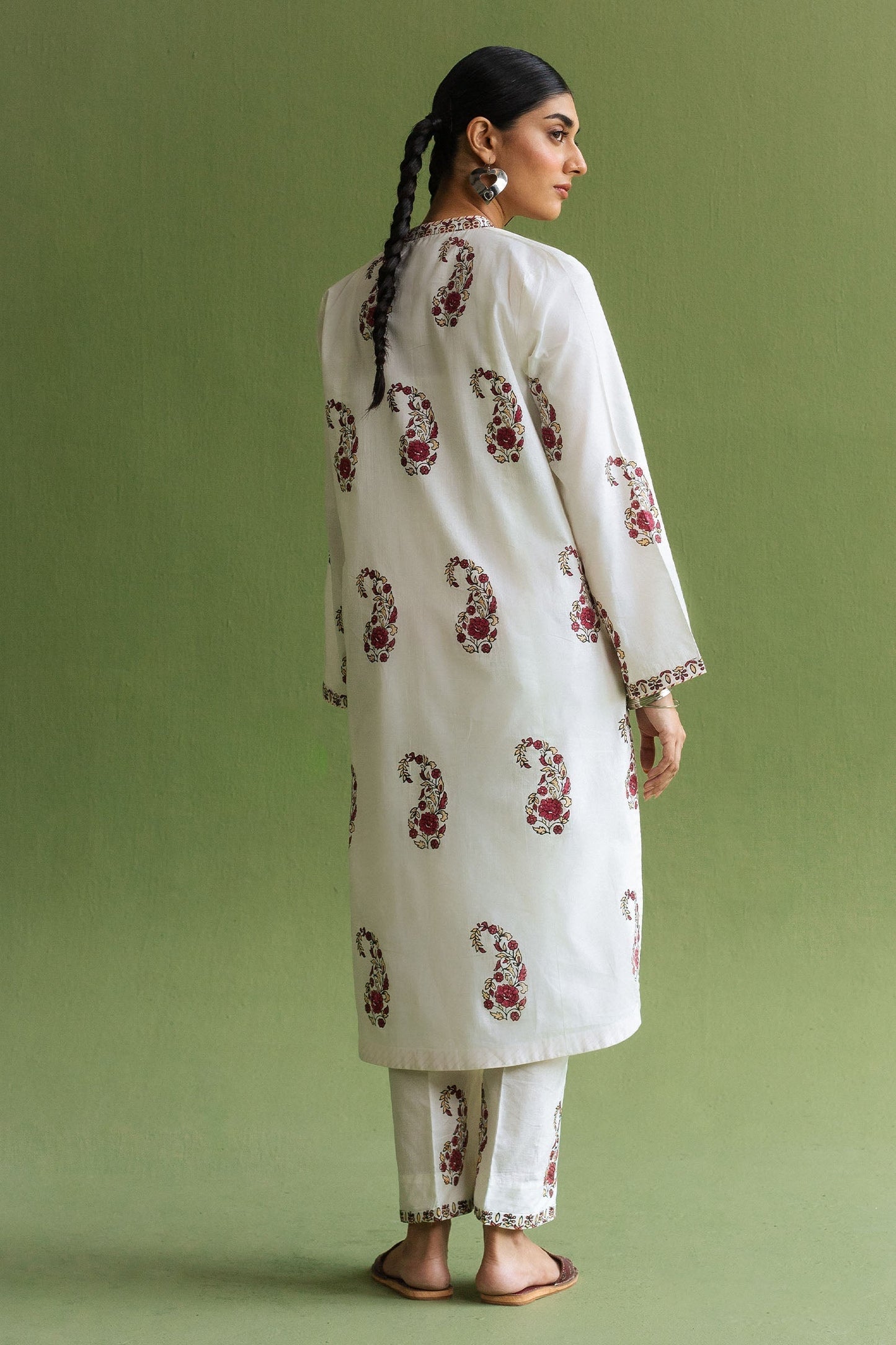 Zara Shahjahan | Handcrafted Suits | ZHC-055 - Ladies Clothes - Maria Faisal