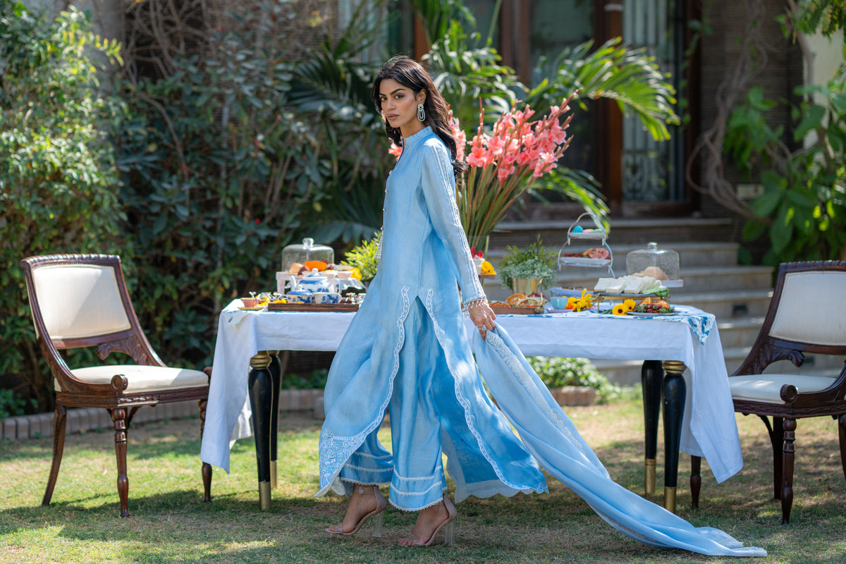 Wahaj M Khan | Pari Collection | Ferozi Pari Sheesha Outfi