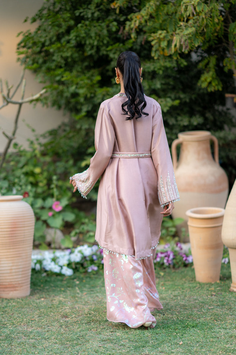 Wahaj M Khan | Pari Collection | Lavender Pari Wrap