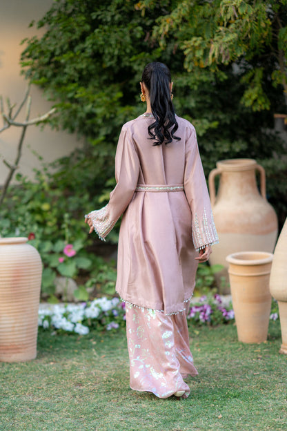 Wahaj M Khan | Pari Collection | Lavender Pari Wrap