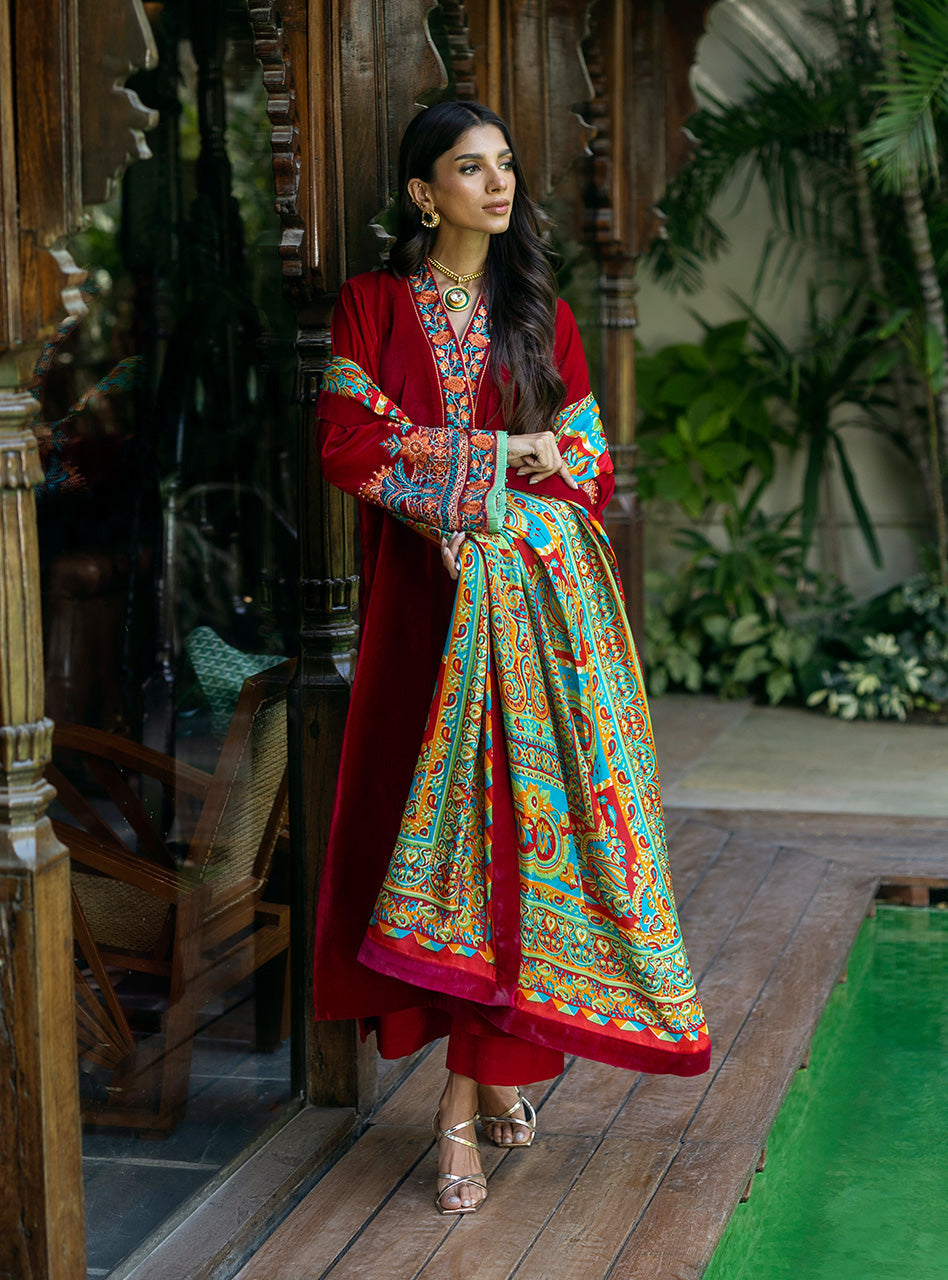 Zainab Chottani | Makhmal Luxe Pret | Shehla - Ladies Clothes - Maria Faisal