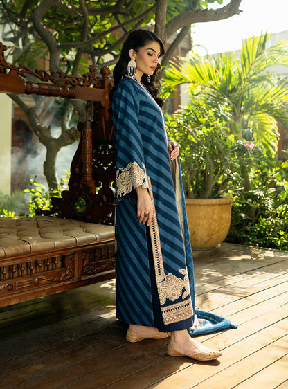 Zainab Chottani | Winter Shawls 24 |  Alayna - Ladies Clothes 