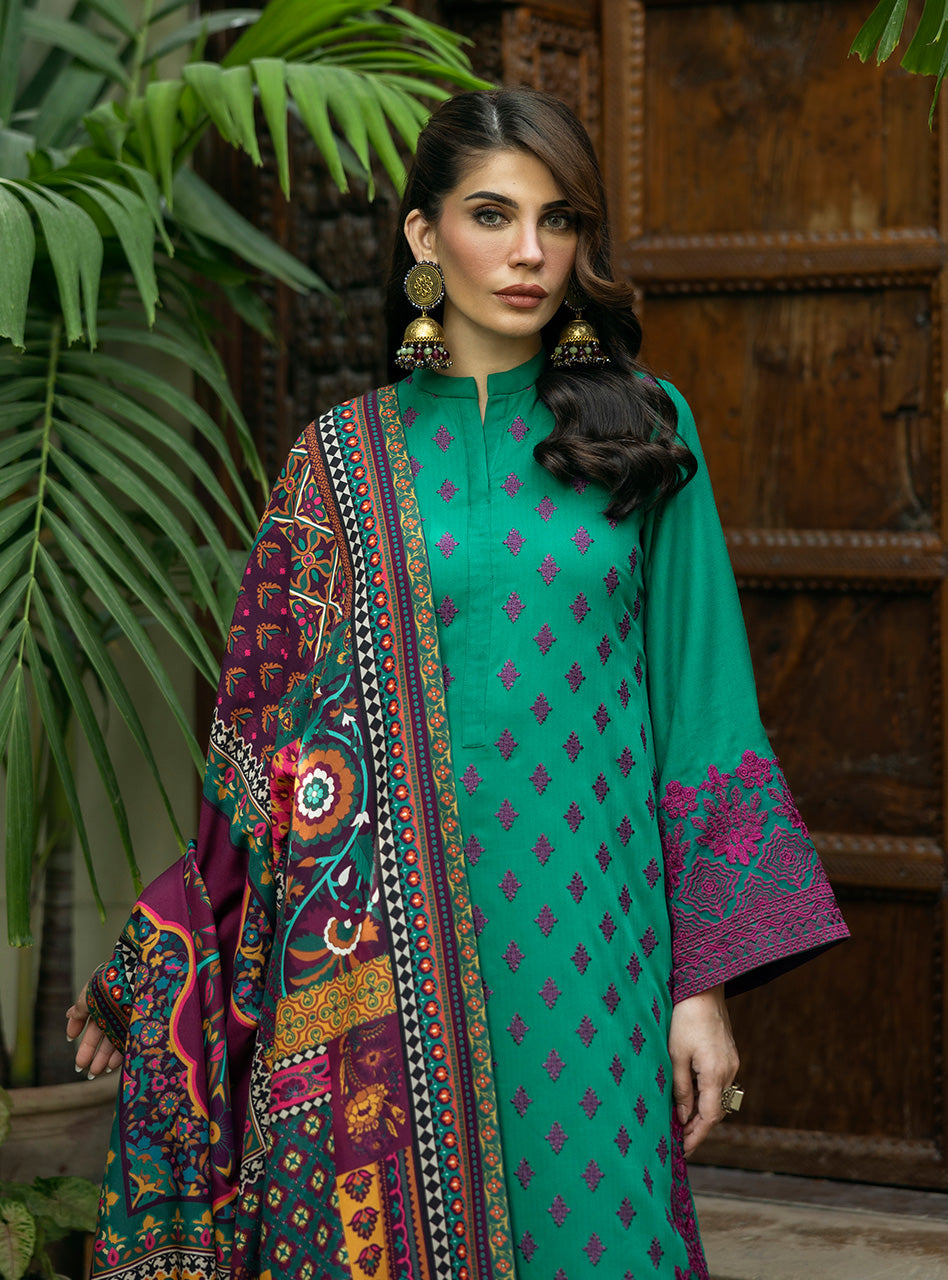 Zainab Chottani | Winter Shawls 24 | Esha - Ladies Clothes 