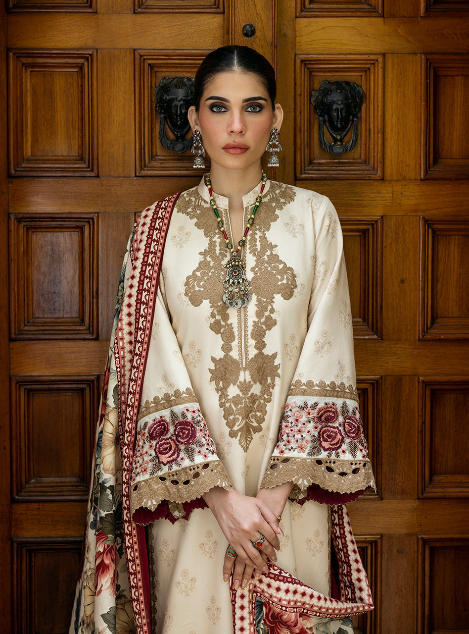 Zainab Chottani | Winter Shawls 24 |  Shyna - Ladies Clothes 
