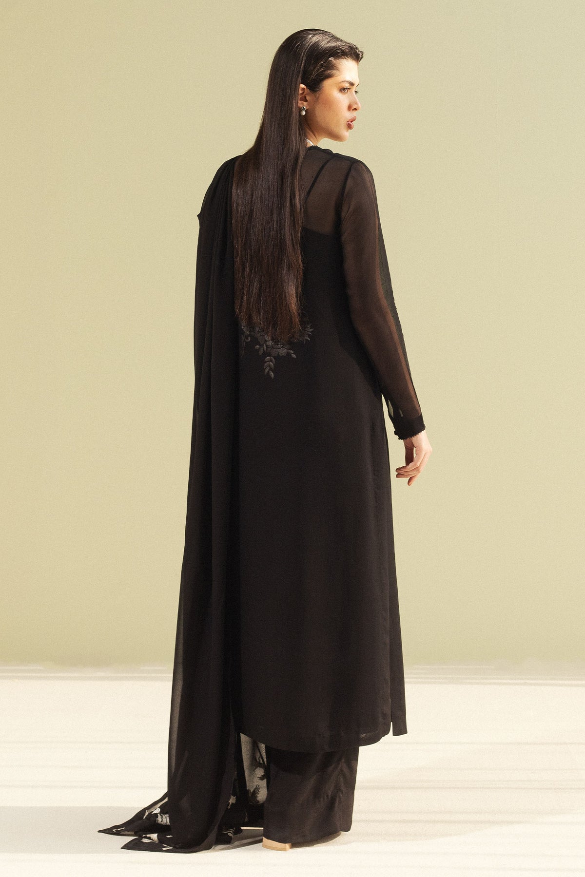 Zara Shahjahan | Festive Wear 25 | ZR25F0107 by Maria Faisal - Registered Vendor of : Zara Shahjahan - type : Ladies Clothes - 100% original wedding dresses