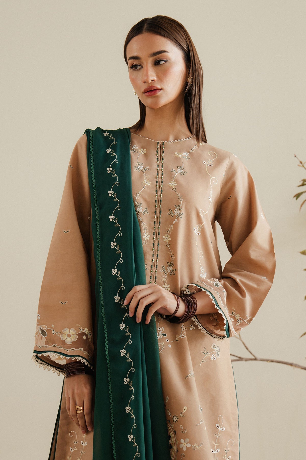 Zara Shahjahan | Pret Wear | CR25P0104 by Maria Faisal - Registered Vendor of : Zara Shahjahan - type : Ladies Clothes - 100% original wedding dresses