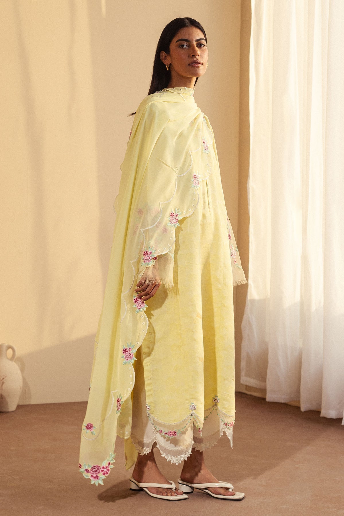 Zara Shahjahan | Pret Wear | CR25P0226 by Maria Faisal - Registered Vendor of : Zara Shahjahan - type : Ladies Clothes - 100% original wedding dresses