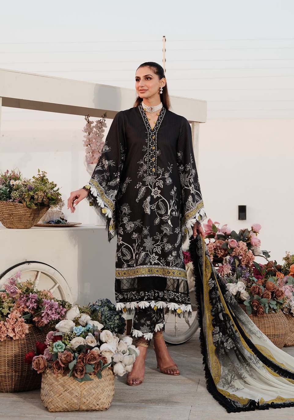 Zarqash | Luxe Lawn 24 | ZQ 14 - Ladies Clothes - Maria Faisal