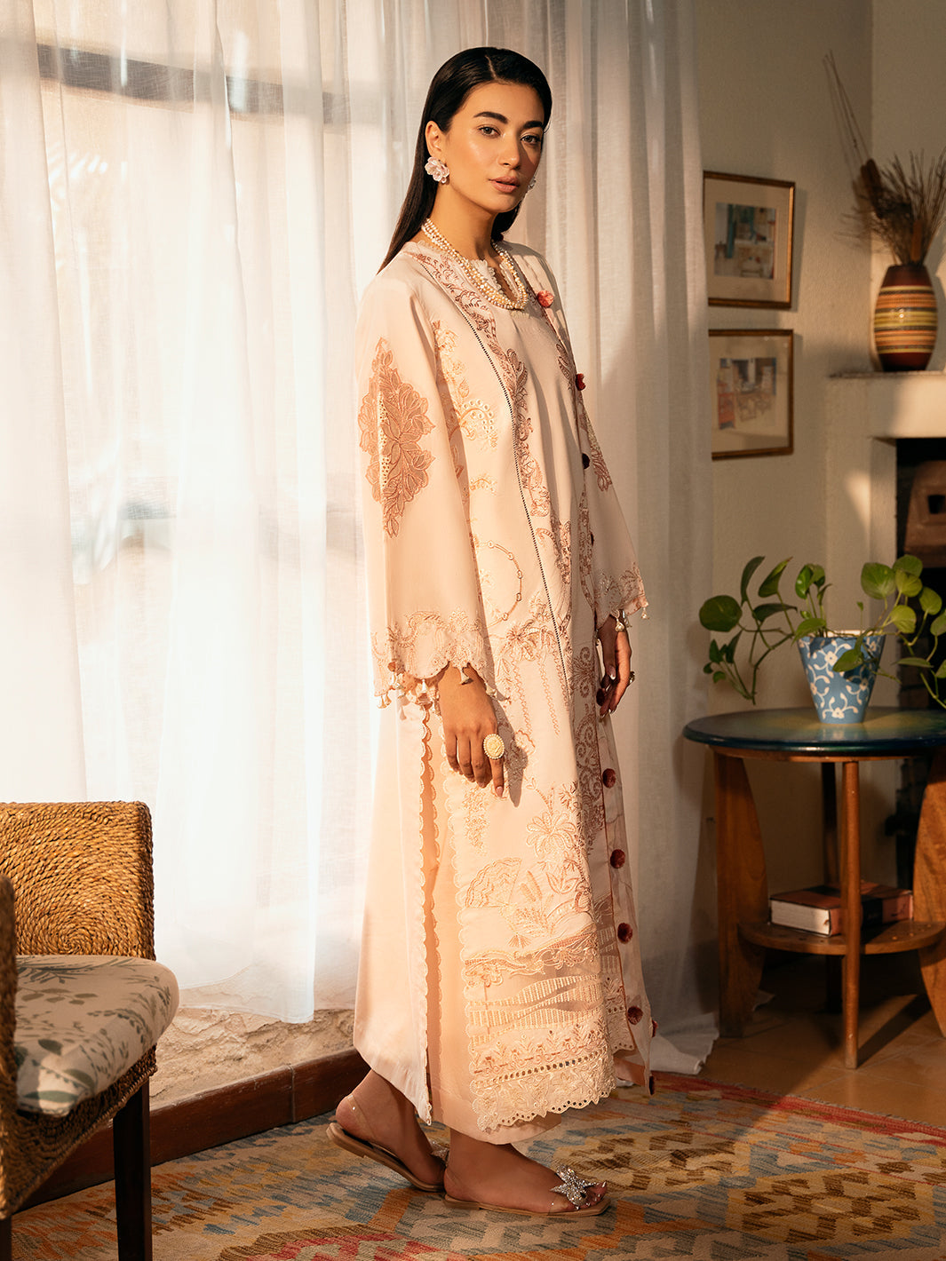 Izel | Dastak Luxury Lawn | AARZOO - Ladies Clothes 