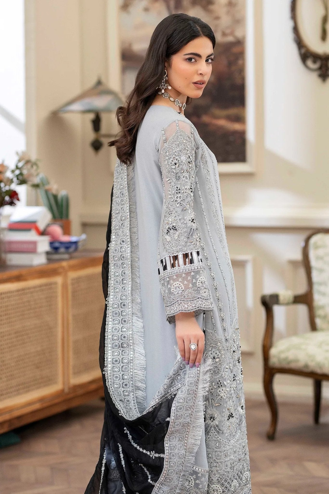 Adans Libas | Saleeqa Chiffon 25 | SALEEQA 7517 - is Light Gray dress from Adans Libas - Ladies Clothes - Maria Faisal