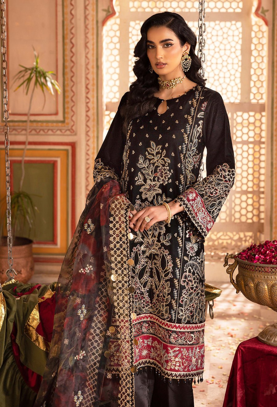 Adans Libas | Velvet 25 | 7521 V - is Black dress from Adans Libas - Ladies Clothes - Maria Faisal