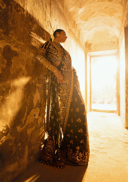 Aik Atelier | Dastoor Velvet 24 | DASTOOR - LOOK 04 - Ladies Clothes - Maria Faisal