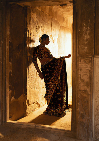 Aik Atelier | Dastoor Velvet 24 | DASTOOR - LOOK 04 - Ladies Clothes - Maria Faisal