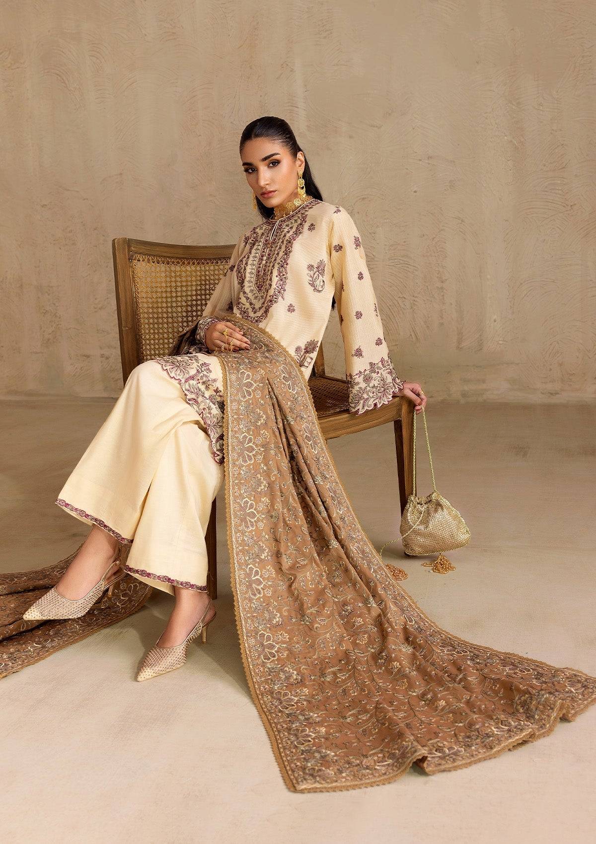 Aik Atelier | RTW 25 | LOOK 01 by Maria Faisal - Registered Vendor of : Aik Atelier - type : Ladies Clothes - 100% original wedding dresses