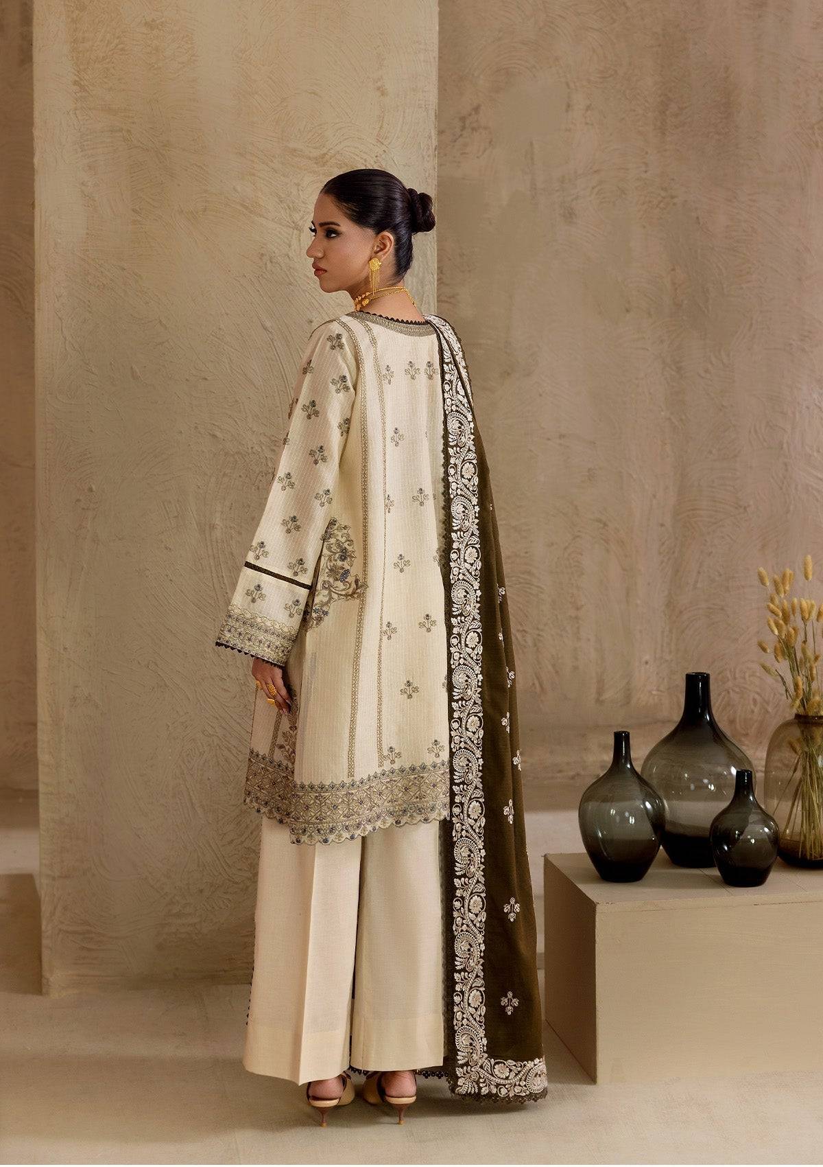 Aik Atelier | RTW 25 | LOOK 02 by Maria Faisal - Registered Vendor of : Aik Atelier - type : Ladies Clothes - 100% original wedding dresses