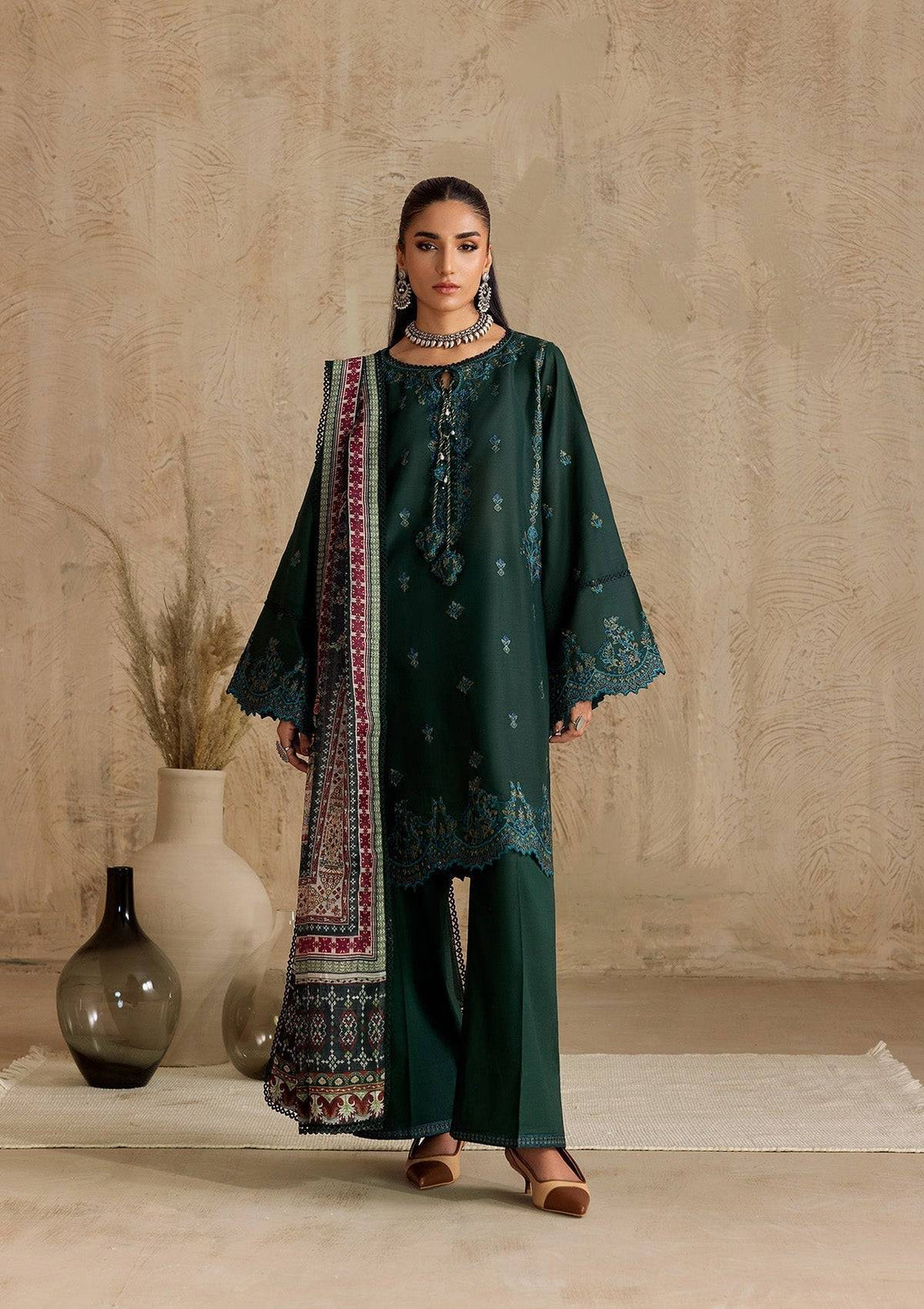 Aik Atelier | RTW 25 | LOOK 07 by Maria Faisal - Registered Vendor of : Aik Atelier - type : Ladies Clothes - 100% original wedding dresses